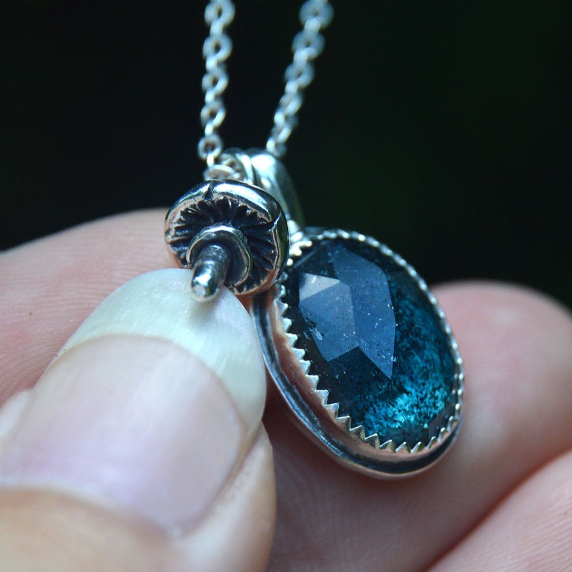 Forage Pendant